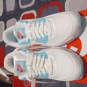 I brought them but they was to small and I never returned them